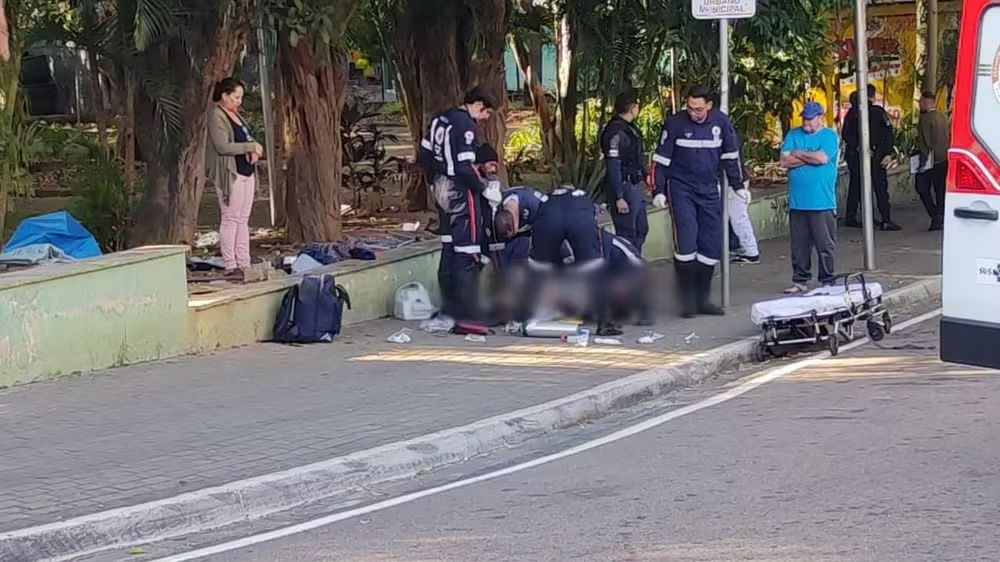  Duas pessoas morrem esfaqueadas próximo ao terminal central